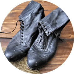 Branded Shoes Dryclean, Branded Shoes Repair, Branded Shoes Restore, Precious Shoes Dryclean, Precious Shoes Repair, Precious Shoes Restore, Shoes Cleaning Services